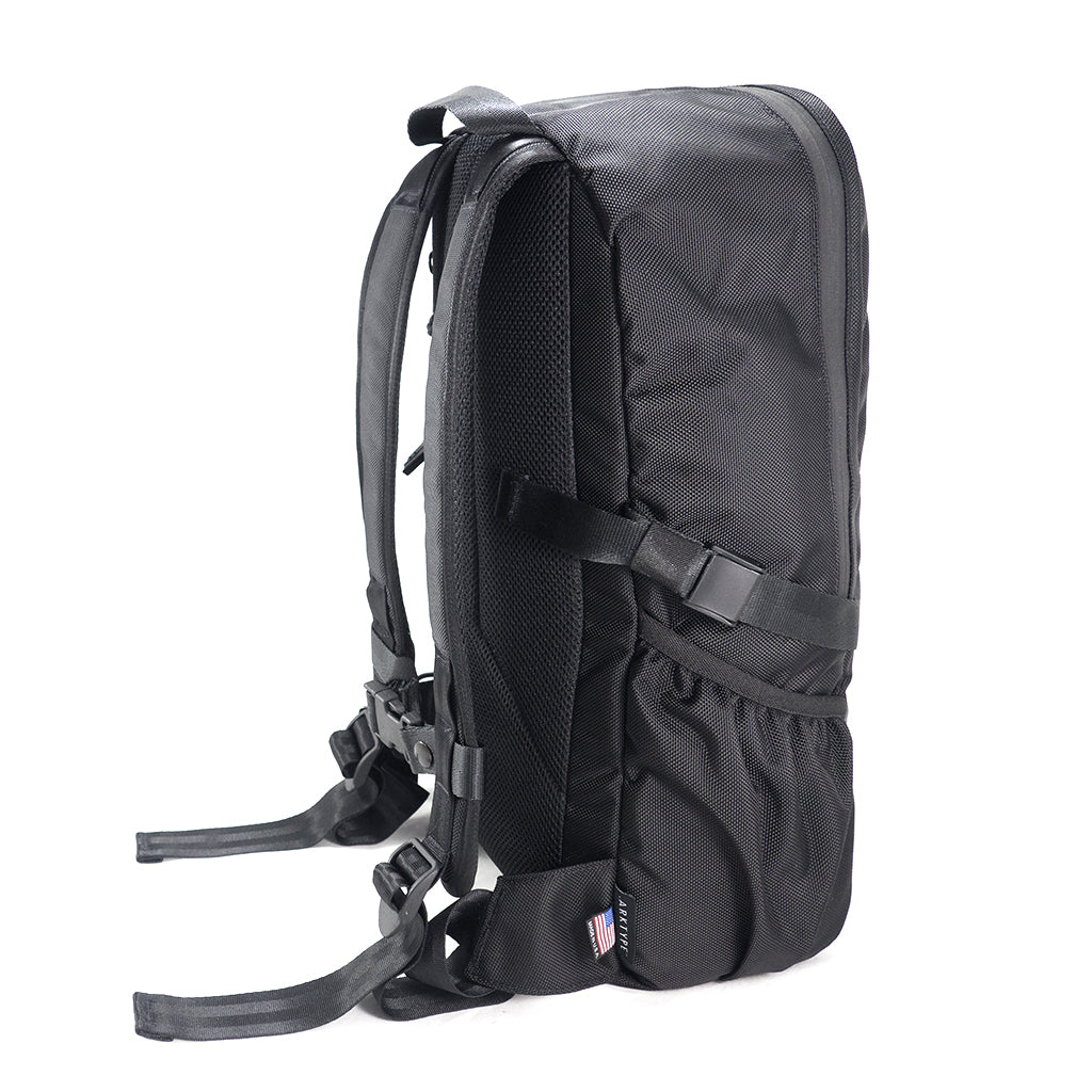 Jetpack - Black | ARKTYPE