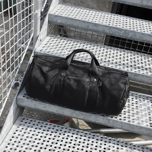 ARKTYPE Boltpack Duffel - Black - Lifestyle - 7