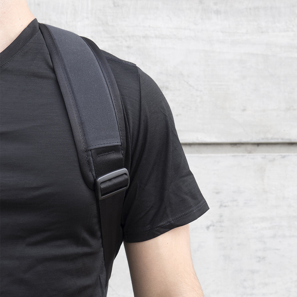 Dashpack - 15L - Waxed Canvas - Black