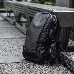 ARKTYPE Dashpack Backpack - Charcoal - Mark II