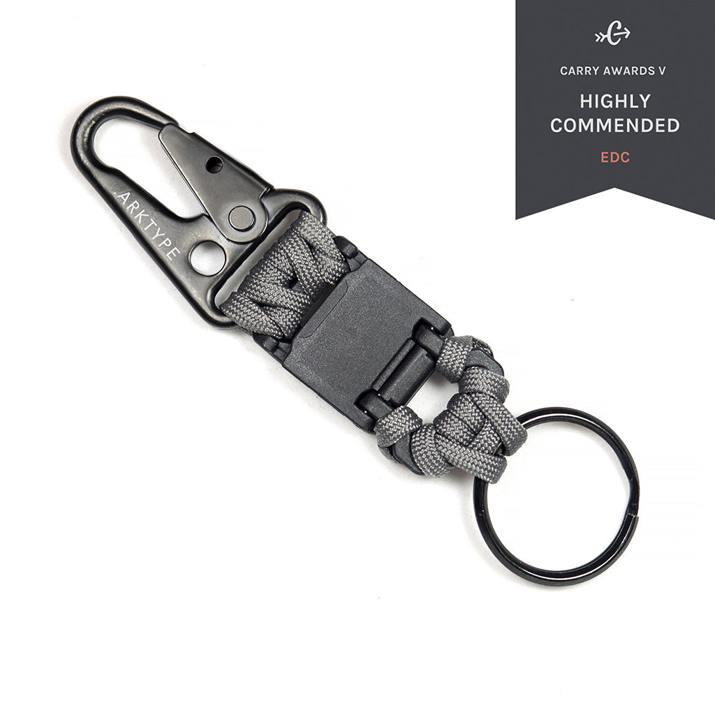 ARKTYPE RMK - Riflesnap Magnet Keychain - Charcoal - Closed